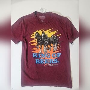 NWT Budweiser T-Shirt Mens Medium Red Distressed King Of‎ Beers Graphic Tee